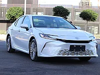 ⚪️ Toyota Camry Hybrid 2025