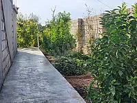 للبيع مزرعة جاهزة و مسورة مع بيت دنكات معمر/الحسكة _تل عرفان