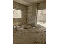 للبيع شقة قبو عالعضم 215م/4 غرف وصالون/ حماه معرين عند معمل البورسلان 