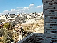 للبيع شقة حمص الأرمن الشرقي موقع مميز تجهيز سوبر 