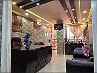 للبيع مكتب حمص حي الحميديه اكساء ممتاز 