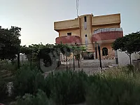 للبيع مزرعة دنمين مع بناء 200م مسورة بالكامل/الرقة_كسرة شيخ جمعة