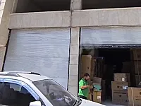 للبيع محلين مفتوحين ع بعض 100م+قبو عضم تحتون/إدلب شرق سوق الصاغة 