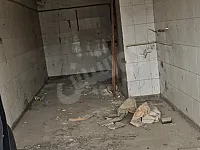 للبيع محل بالقدم الشارع العام جانب قسم الشرطة مقابل الكازية