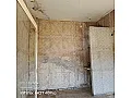 للبيع شقة حمص شارع النازحين مقابل المدارس اكساء عضم