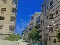 للبيع شقة بلكون اول 200م بلاطة كامله اكساء سوبر/الرقة _خلف قصر الضيافه