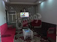 للبيع شقة ارضية سوبر+ جناين 250م غرفتين وصالون/حماه ضاحية ابي الفداء 