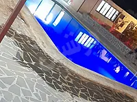 للايجار مزرعه حمص طريق طرابلس قرب مطعم جنة حمص تجهيز سوبر 