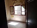 للبيع شقة حمص حي الأرمن تجهيز جيد جدا 
