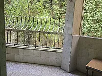 للبيع شقة بحلب شارع الثكنة طابق 1 خلفي 170 متر 5 غرف شمالي شرقي