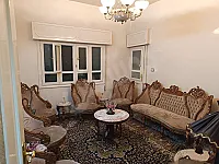للبيع شقة 120م/ طابق 3 فني/ 3 غرف و صالون/ حماه غرب المشتل 