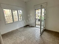 للبيع شقة مساحة 165متر 4غرف وصالون طابق تاني امامي الموكامبو