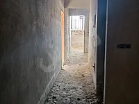 للبيع شقه معربا غرفتين وصاله طابق ارضيي