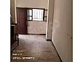للبيع شقة حمص حي النازحين شارع شمال المدراس تجهيز جيد 